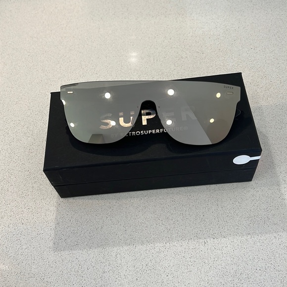 ✨RETROSUPERFUTURE✨ Tuttolente Flat Top Ivory Sunglasses - Picture 6 of 14